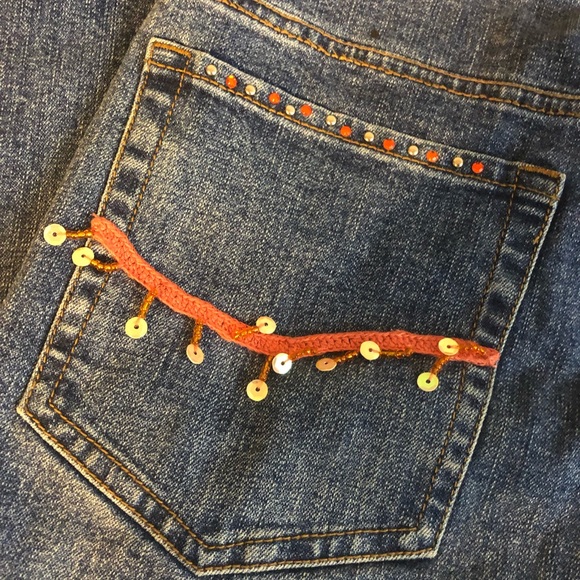 The Denim Tailor embellished jean crops size 2 - Picture 8 of 8